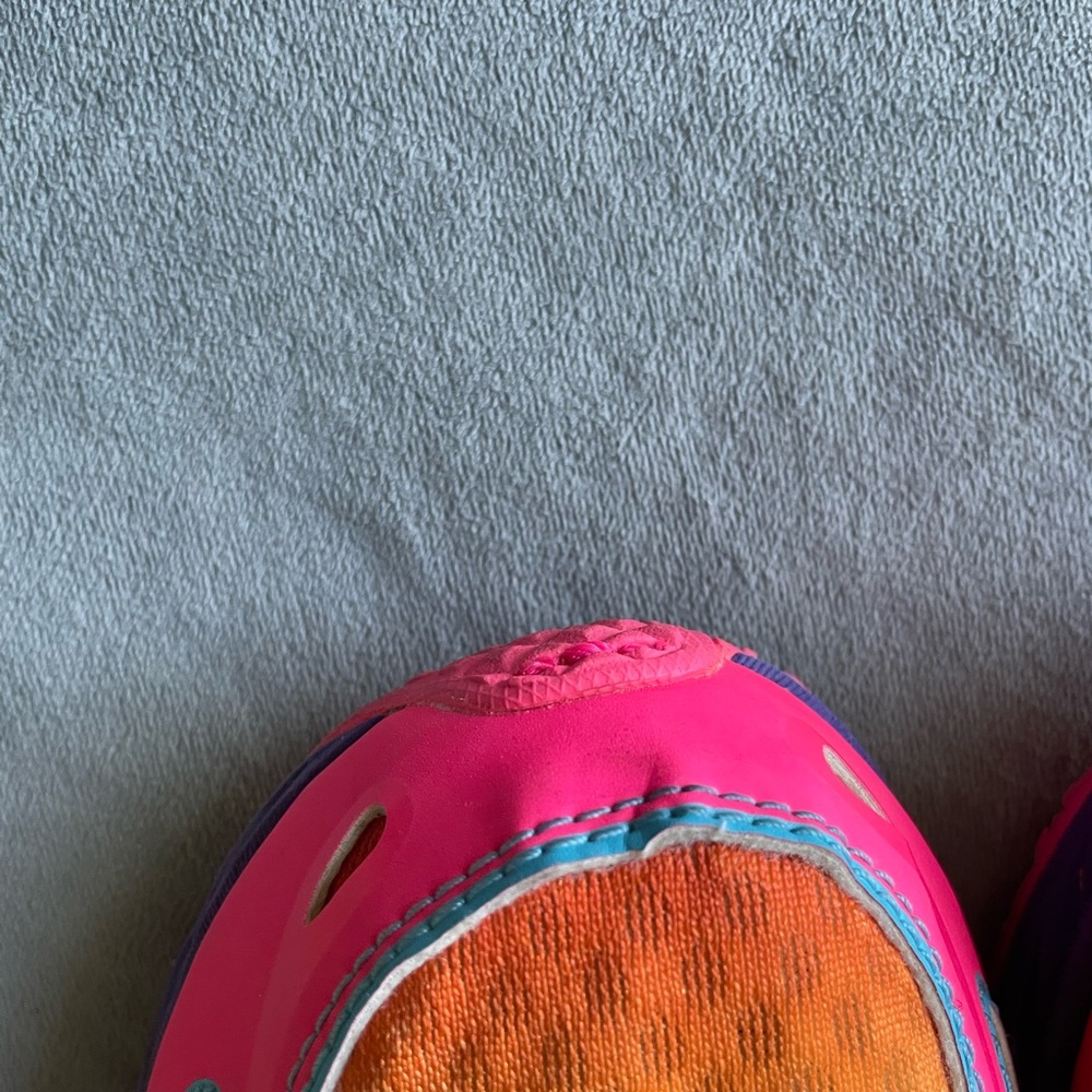 New Balance 890 V3 Rainbow - Picture 2 of 6